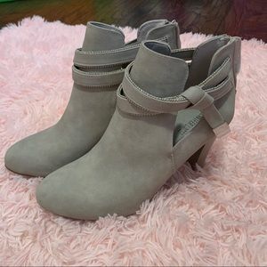 Ankle booties